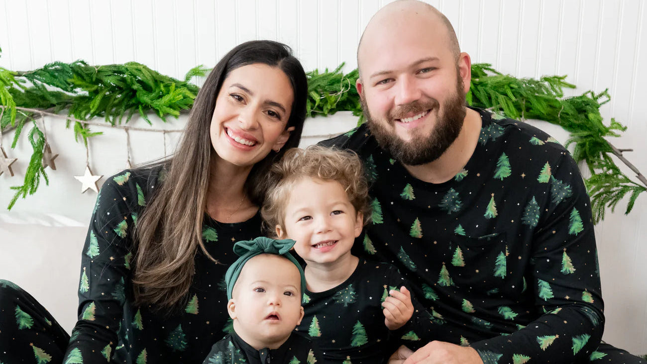 Women's Jogger Pajama Set in Twinkle Tree