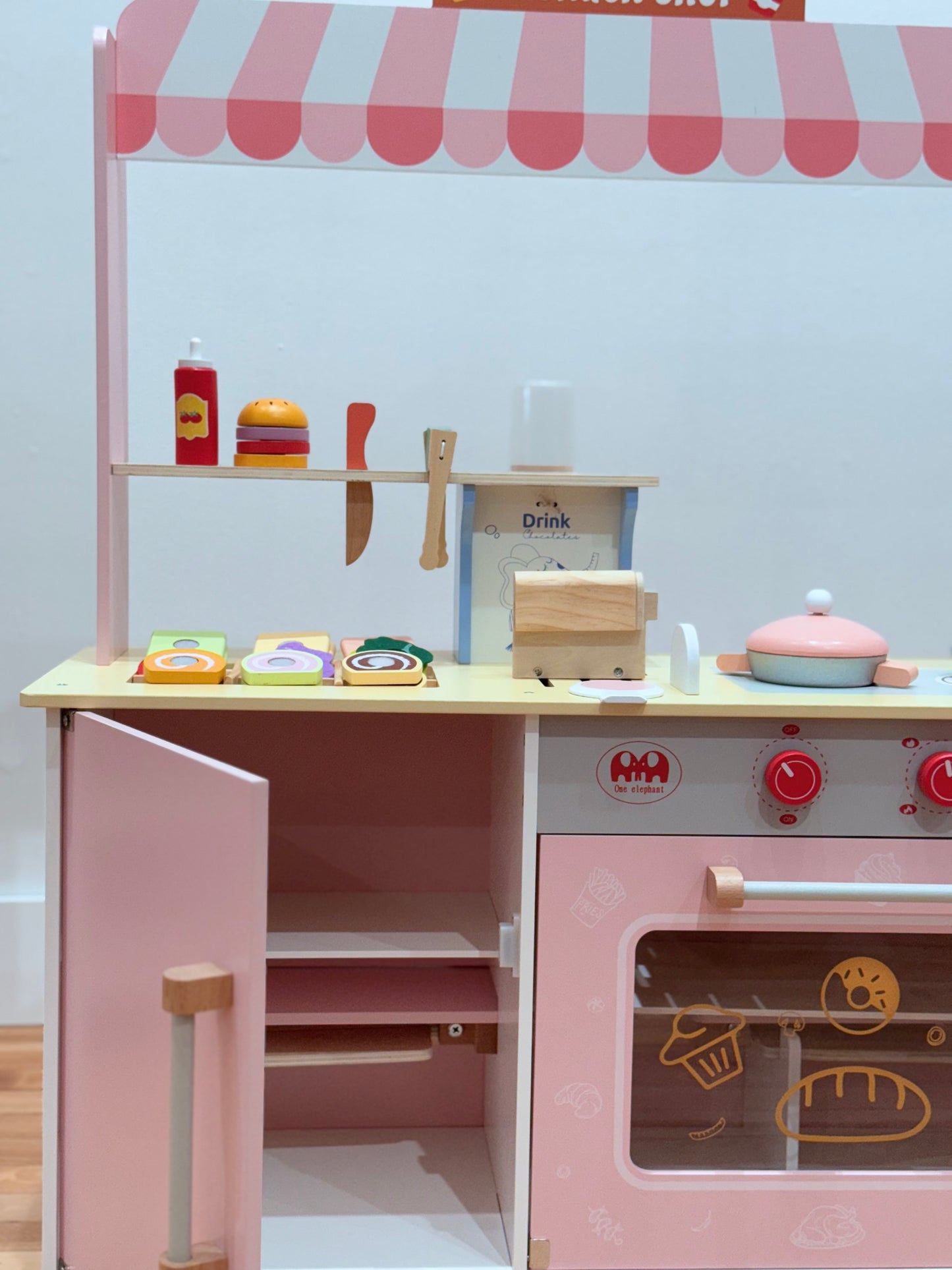 Hamburger Shop Play Set (36 months+)