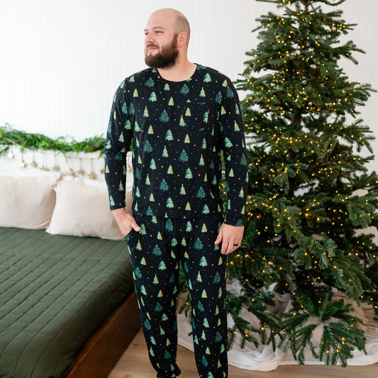 Men's Jogger Pajama Set in Twinkle Tree
